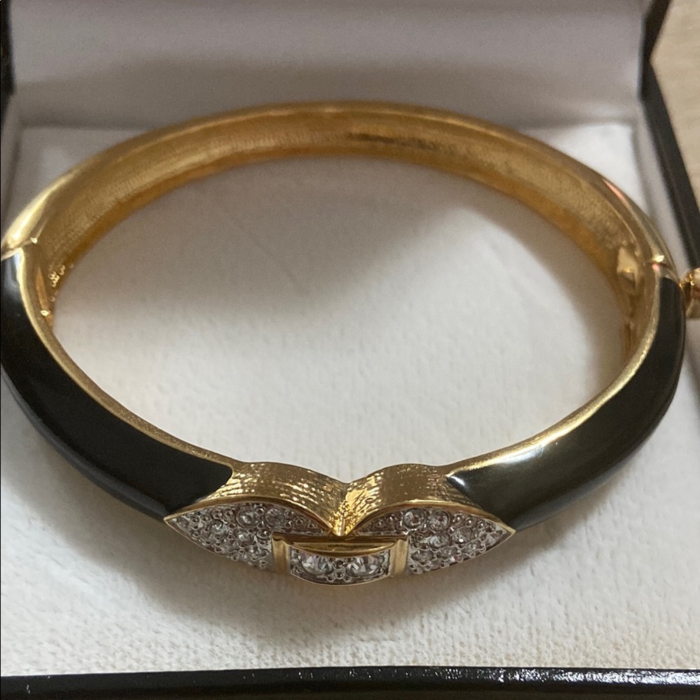Vintage Gold Toned and Black Enamel Bracelet with Crytals